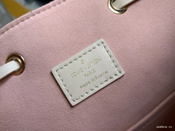 WIS LOUIS MONTSOURIS VUITTON BACKPACK 0211